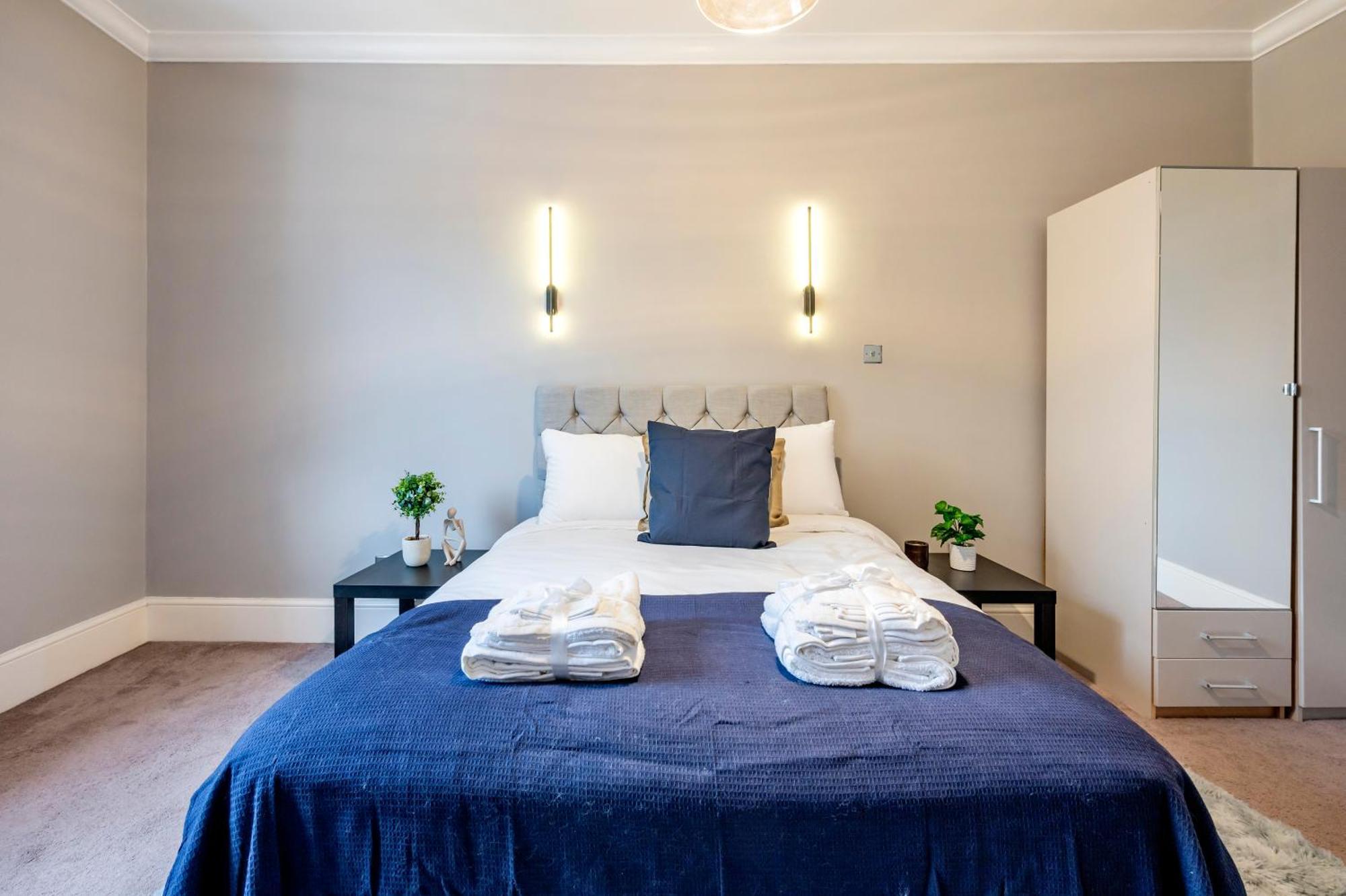 Large 1 Bedroom In Center Of London 3 Exterior foto